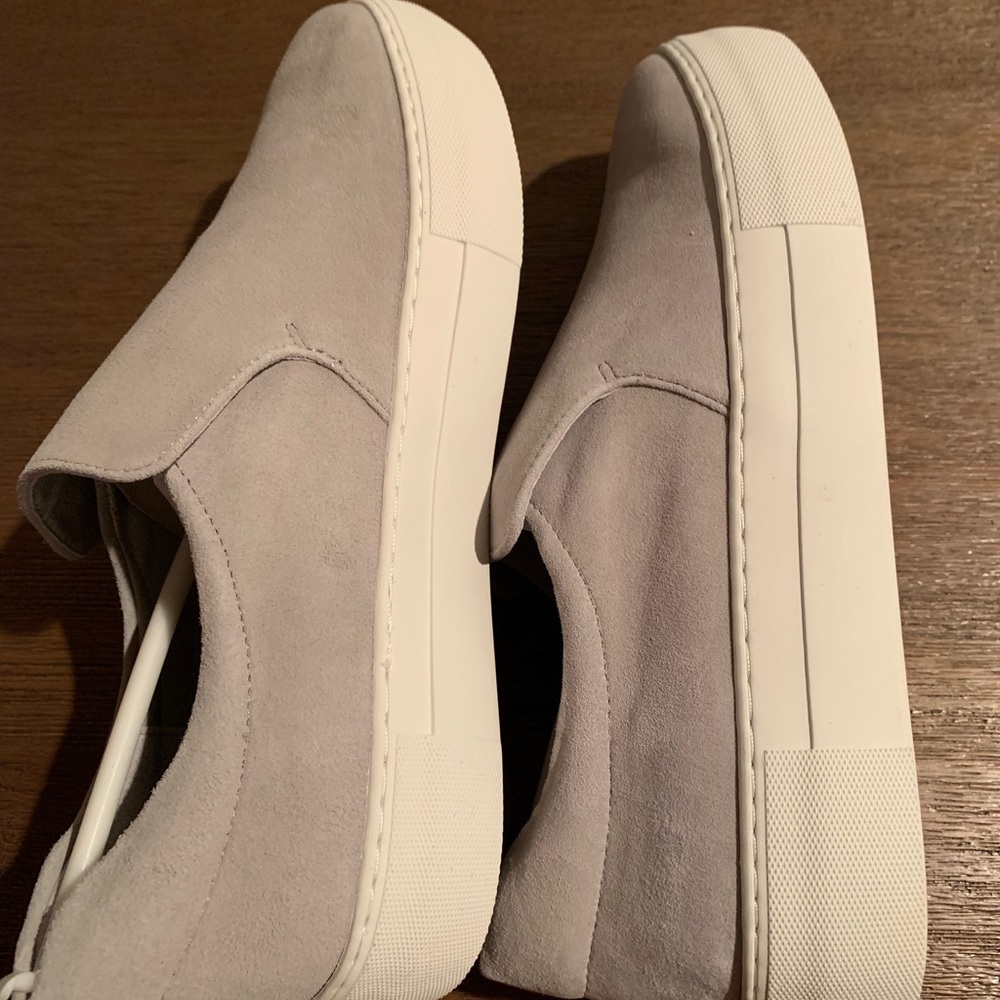 J slides shoes - Picture 2 of 5